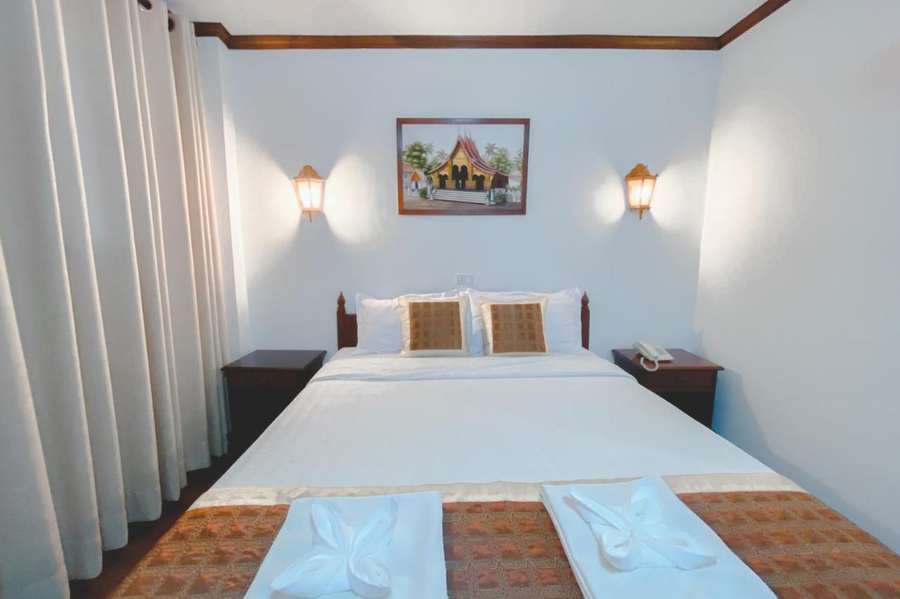 Khampiane1 Hotel Ban Nongdouang Екстериор снимка