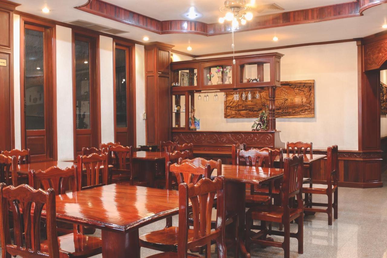 Khampiane1 Hotel Ban Nongdouang Екстериор снимка