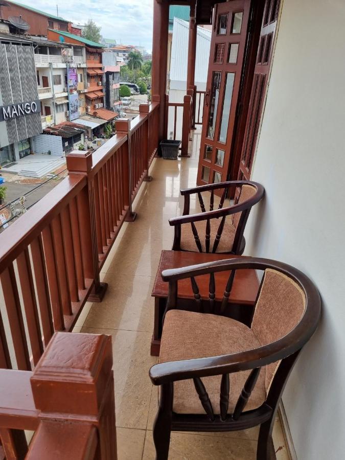Khampiane1 Hotel Ban Nongdouang Екстериор снимка