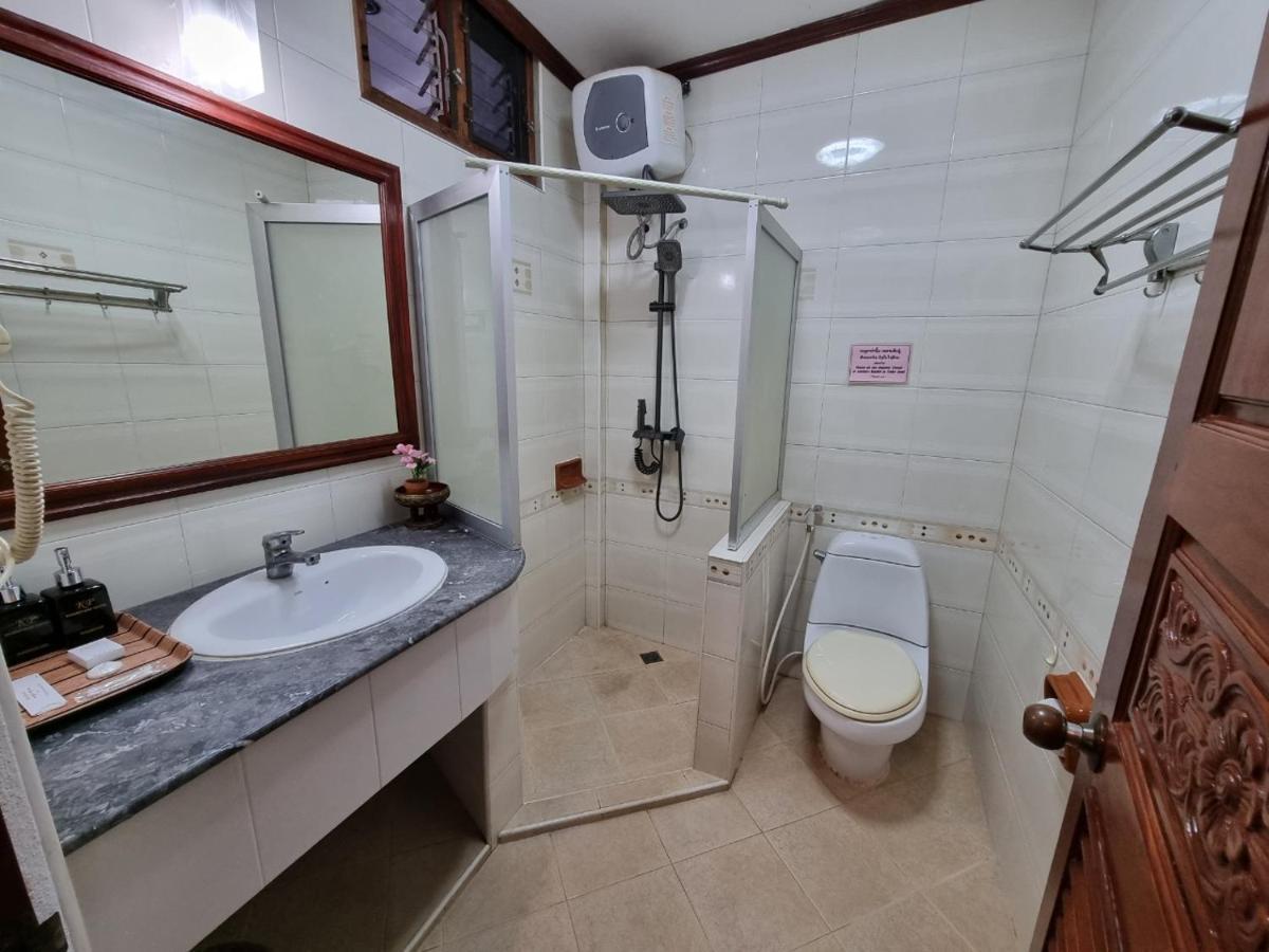 Khampiane1 Hotel Ban Nongdouang Екстериор снимка