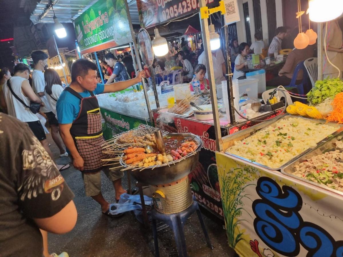 Khampiane1 Hotel Ban Nongdouang Екстериор снимка
