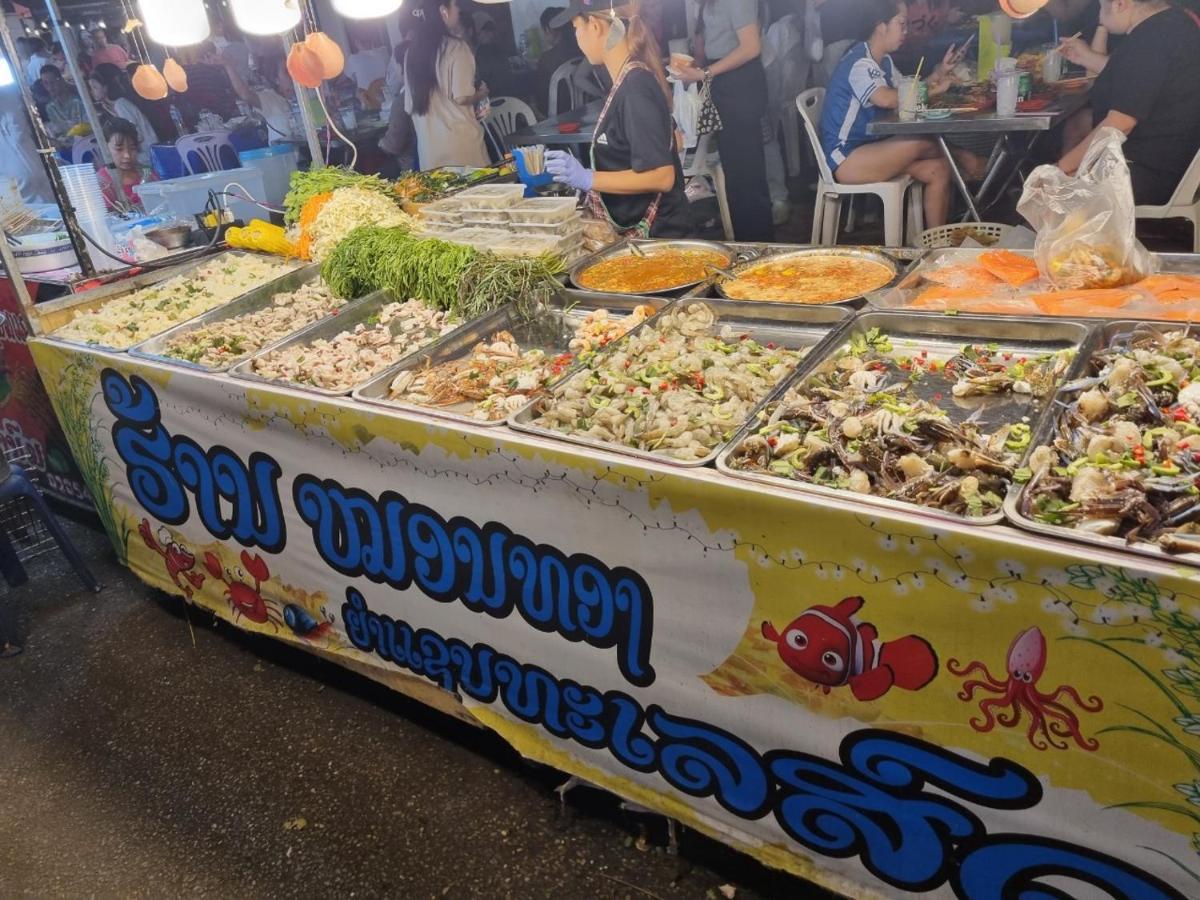 Khampiane1 Hotel Ban Nongdouang Екстериор снимка