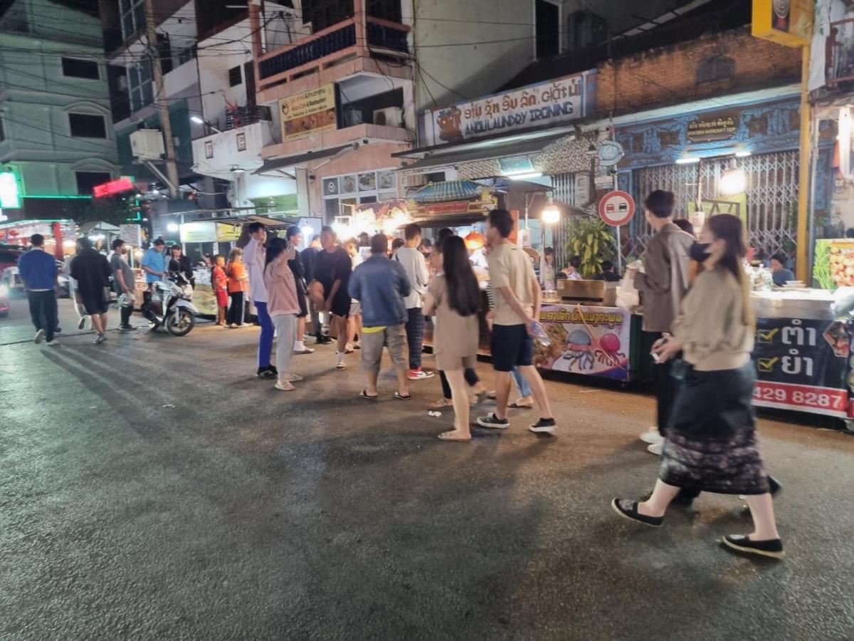 Khampiane1 Hotel Ban Nongdouang Екстериор снимка