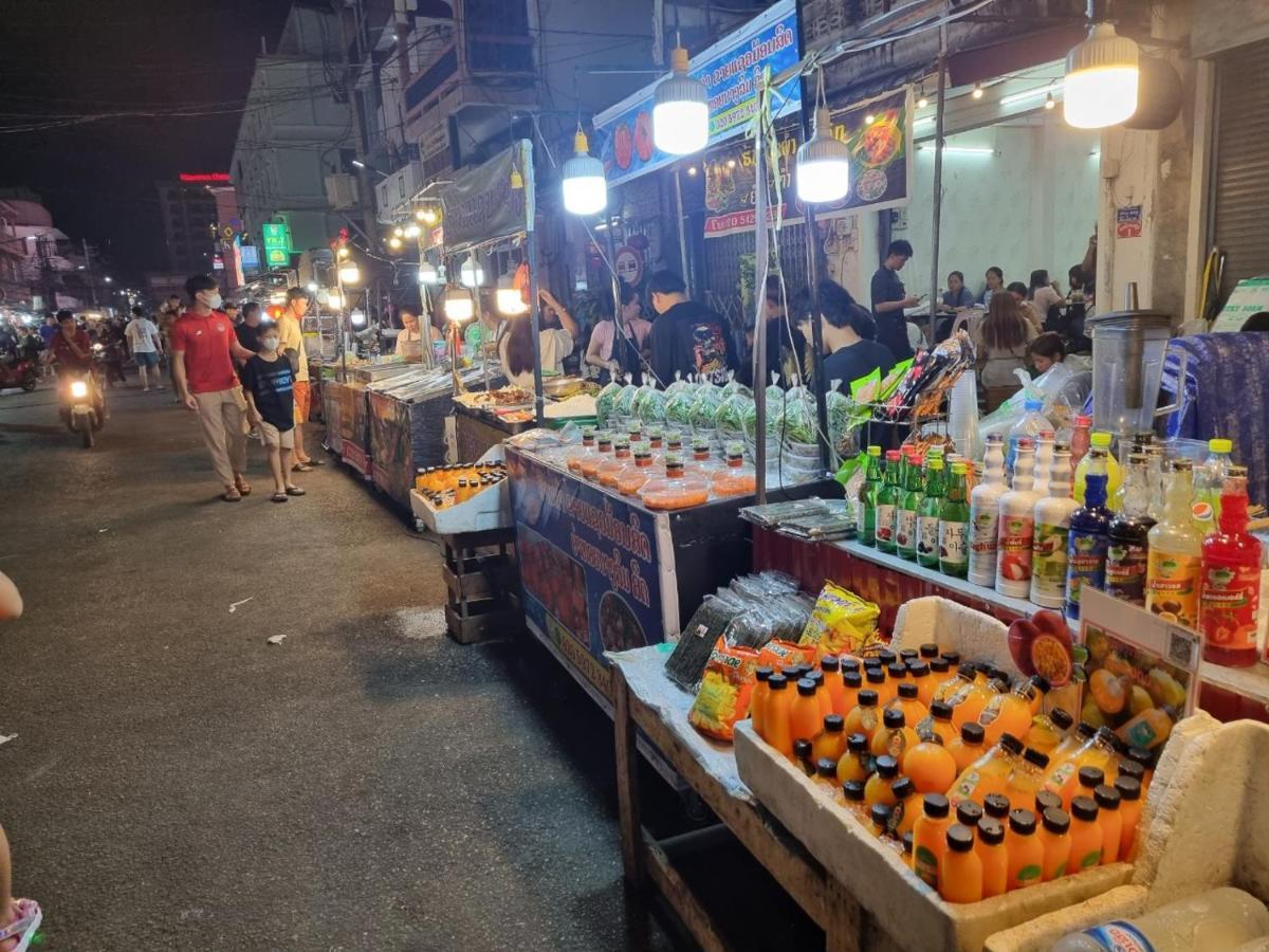 Khampiane1 Hotel Ban Nongdouang Екстериор снимка